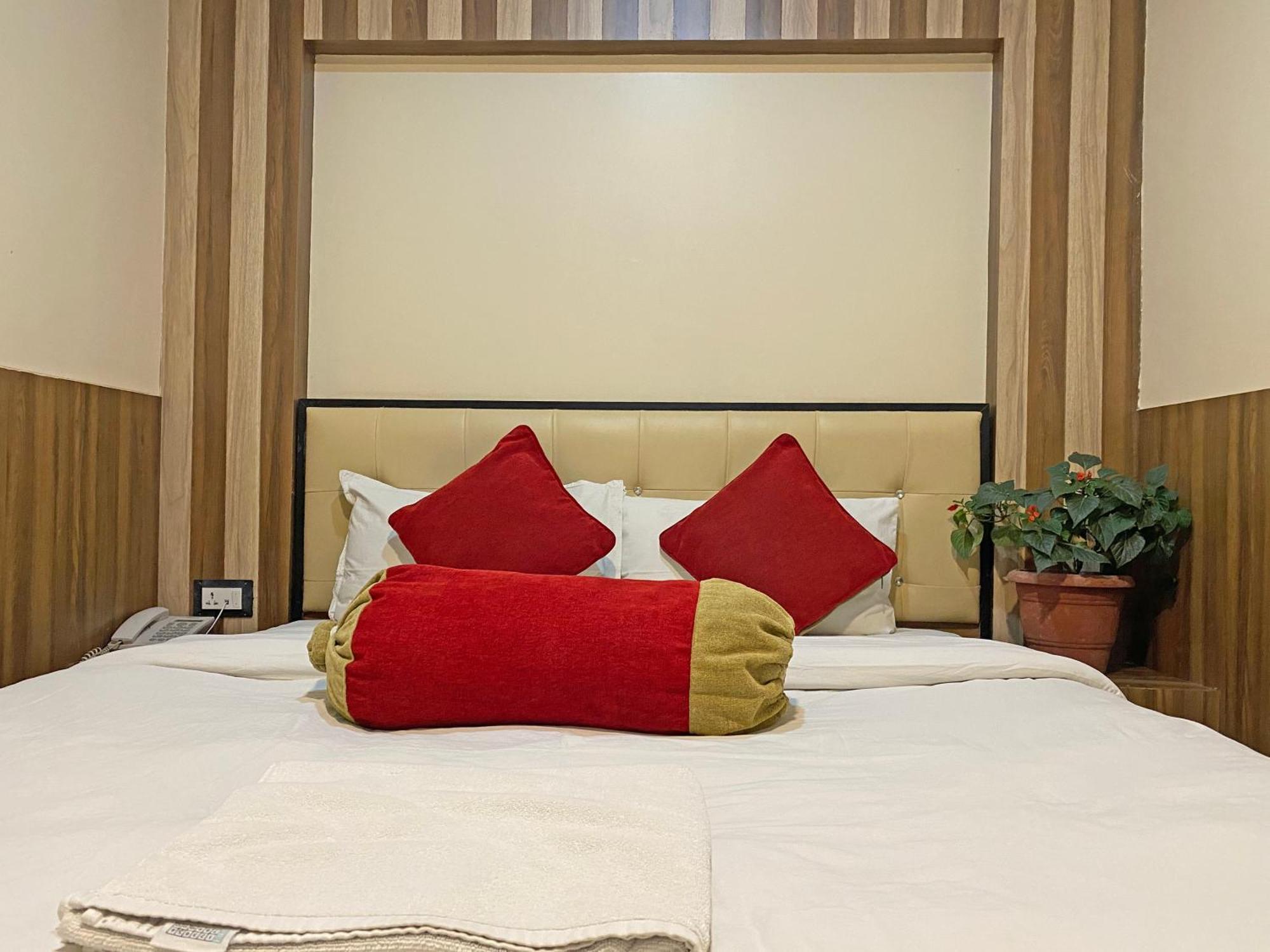 Hotel Airport Holiday 加德满都 外观 照片