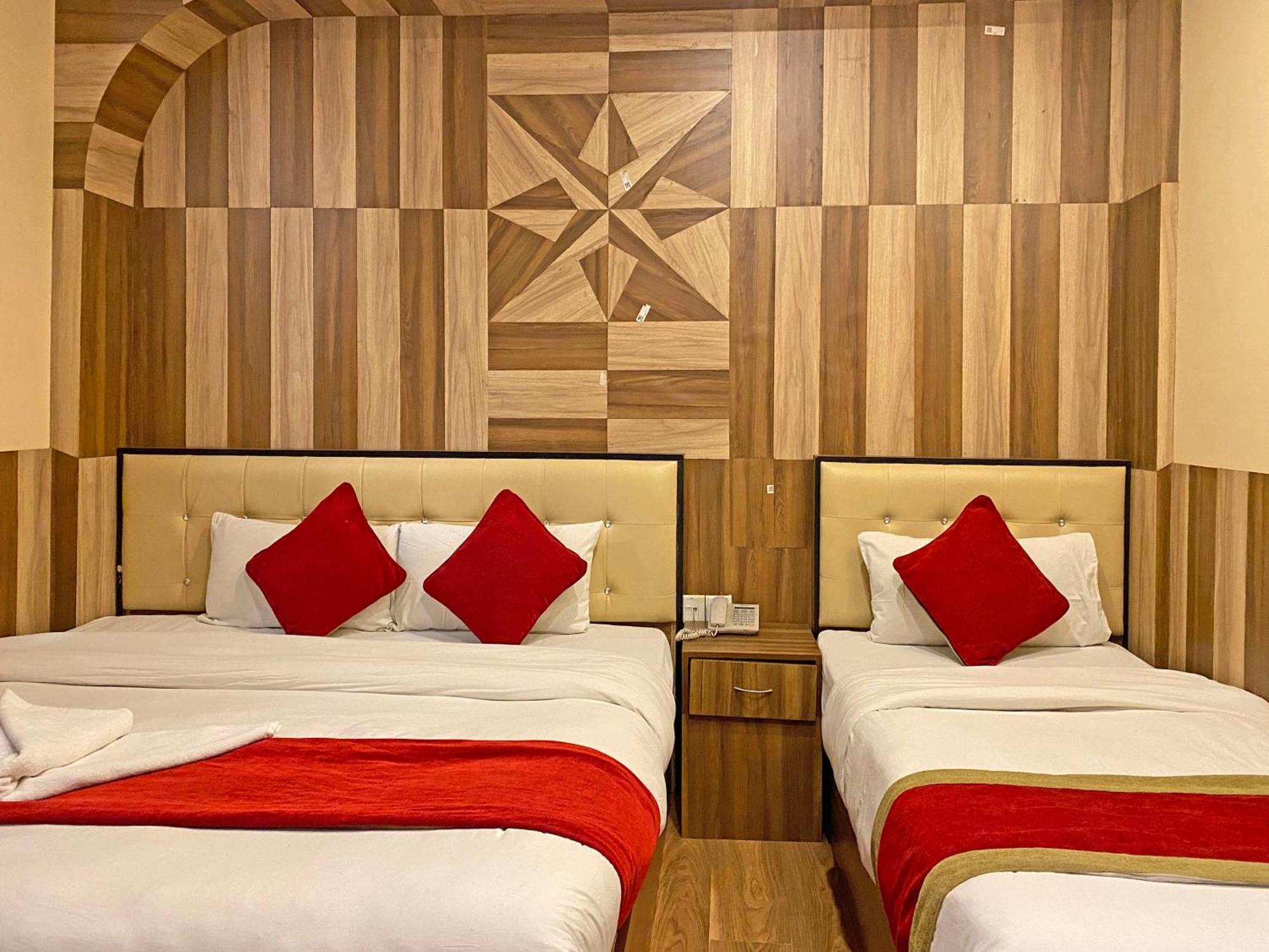 Hotel Airport Holiday 加德满都 外观 照片