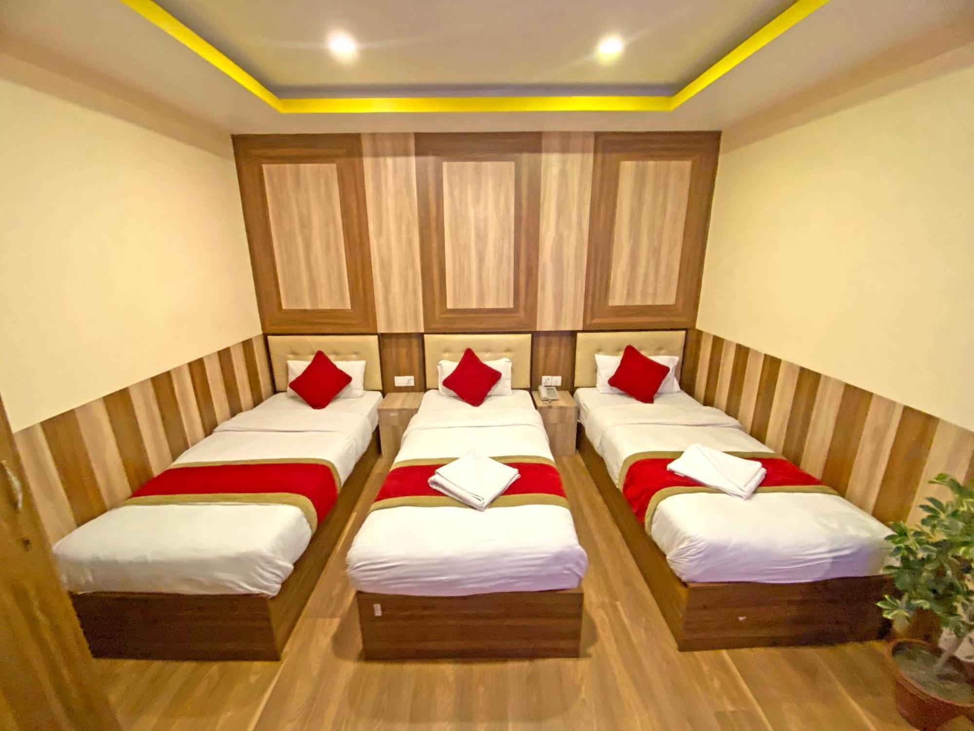 Hotel Airport Holiday 加德满都 外观 照片