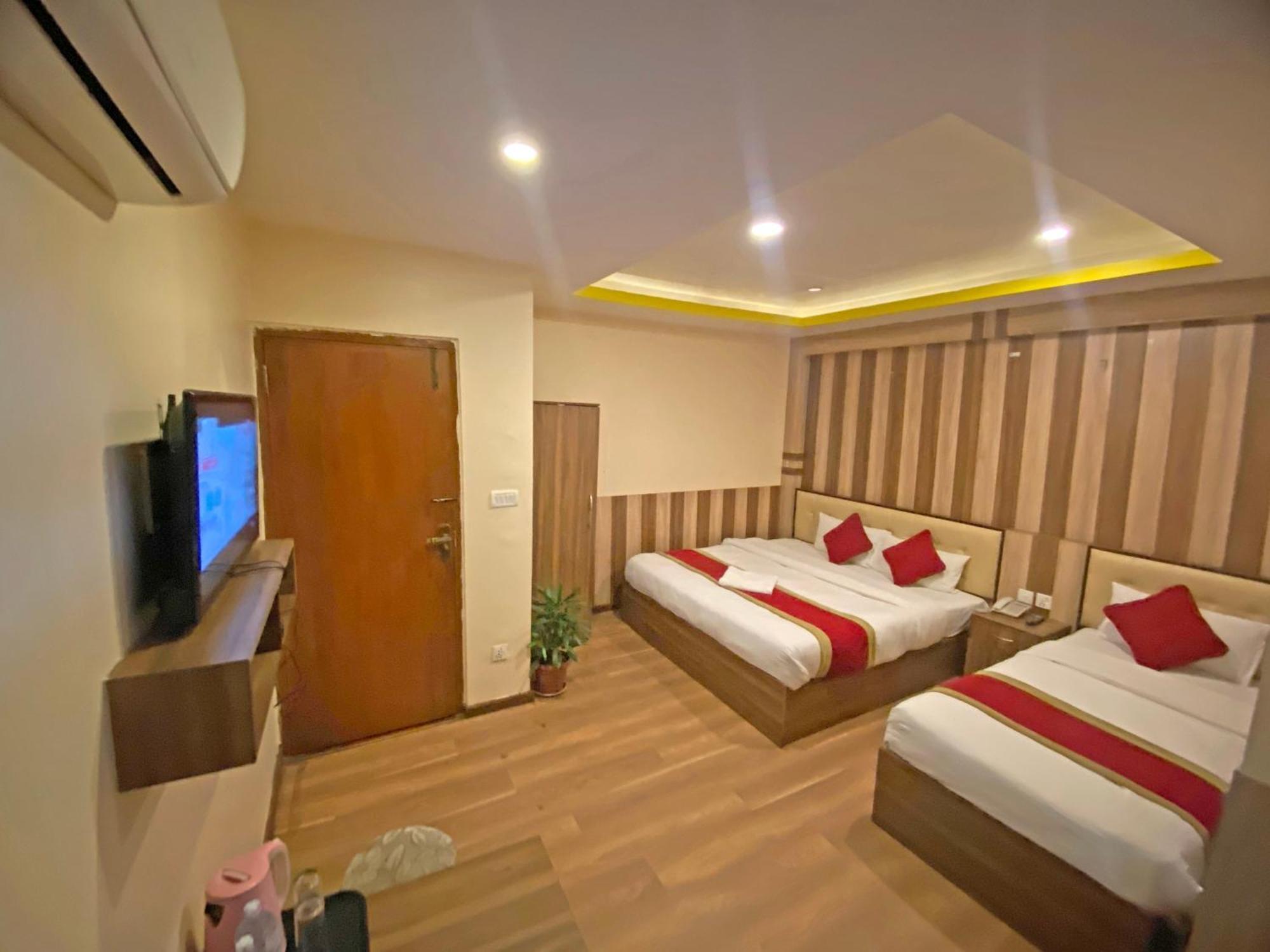 Hotel Airport Holiday 加德满都 外观 照片